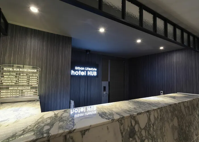 Hotel Hub 2*